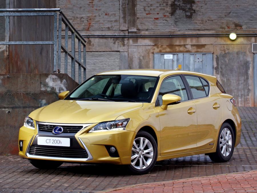  Lexus CT200h 2014 года  (ZA) (фото 10 из 13)